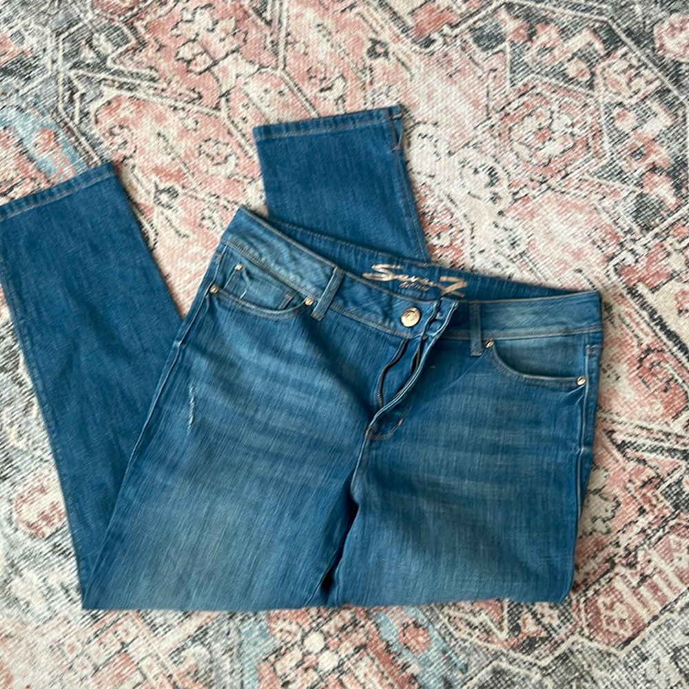 Seven7 Midrise slim straight jeans